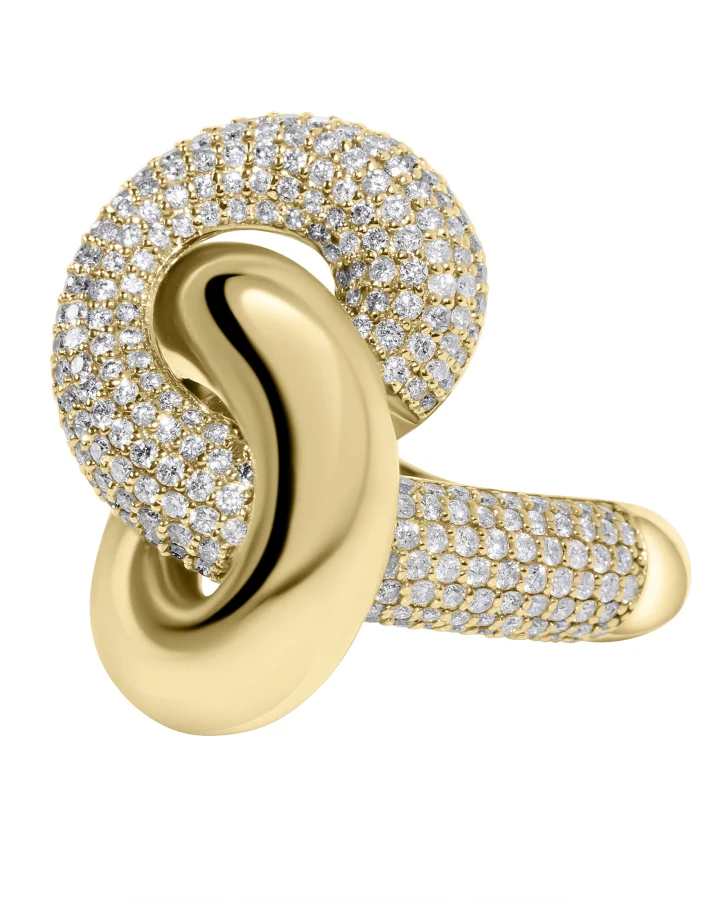 Retouched gold and diamond ring